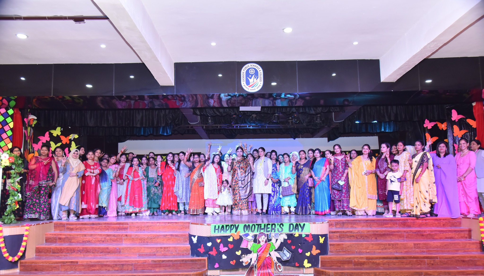 Lucknow Public College 7