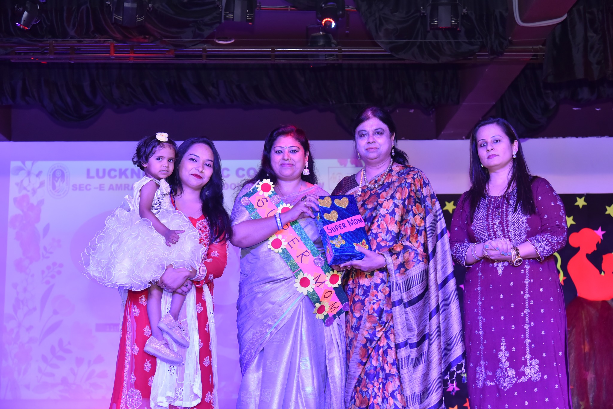 Lucknow Public College 8