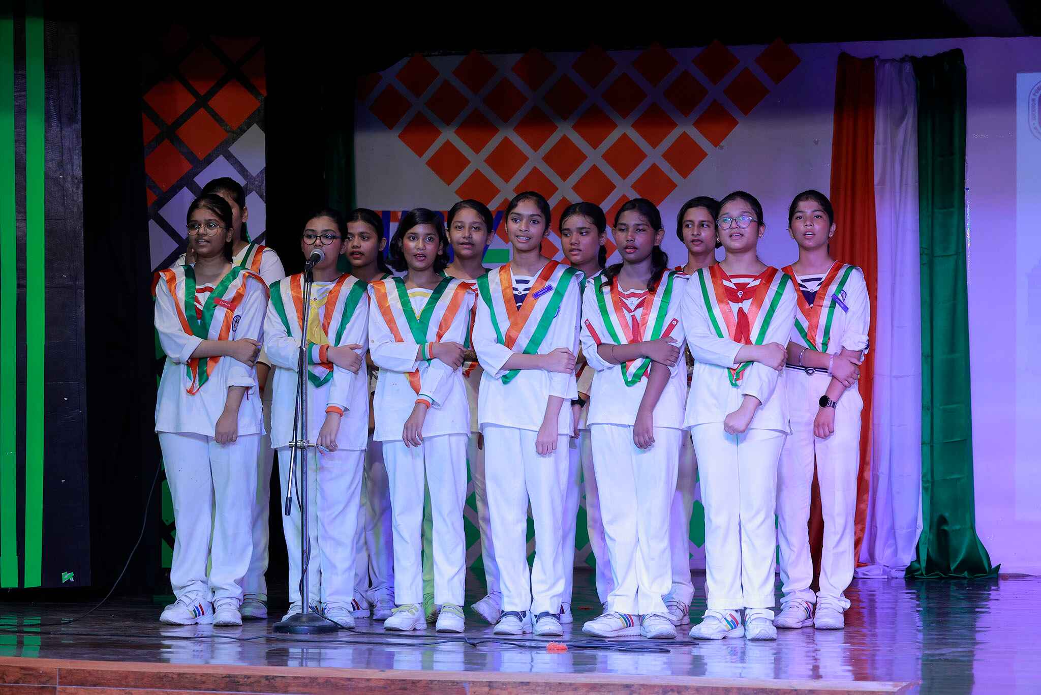 Lucknow Public College 20