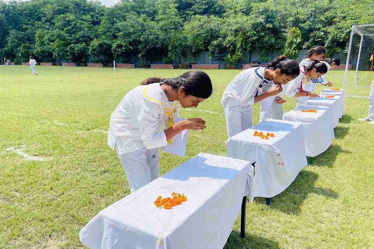 Lucknow Public College 28
