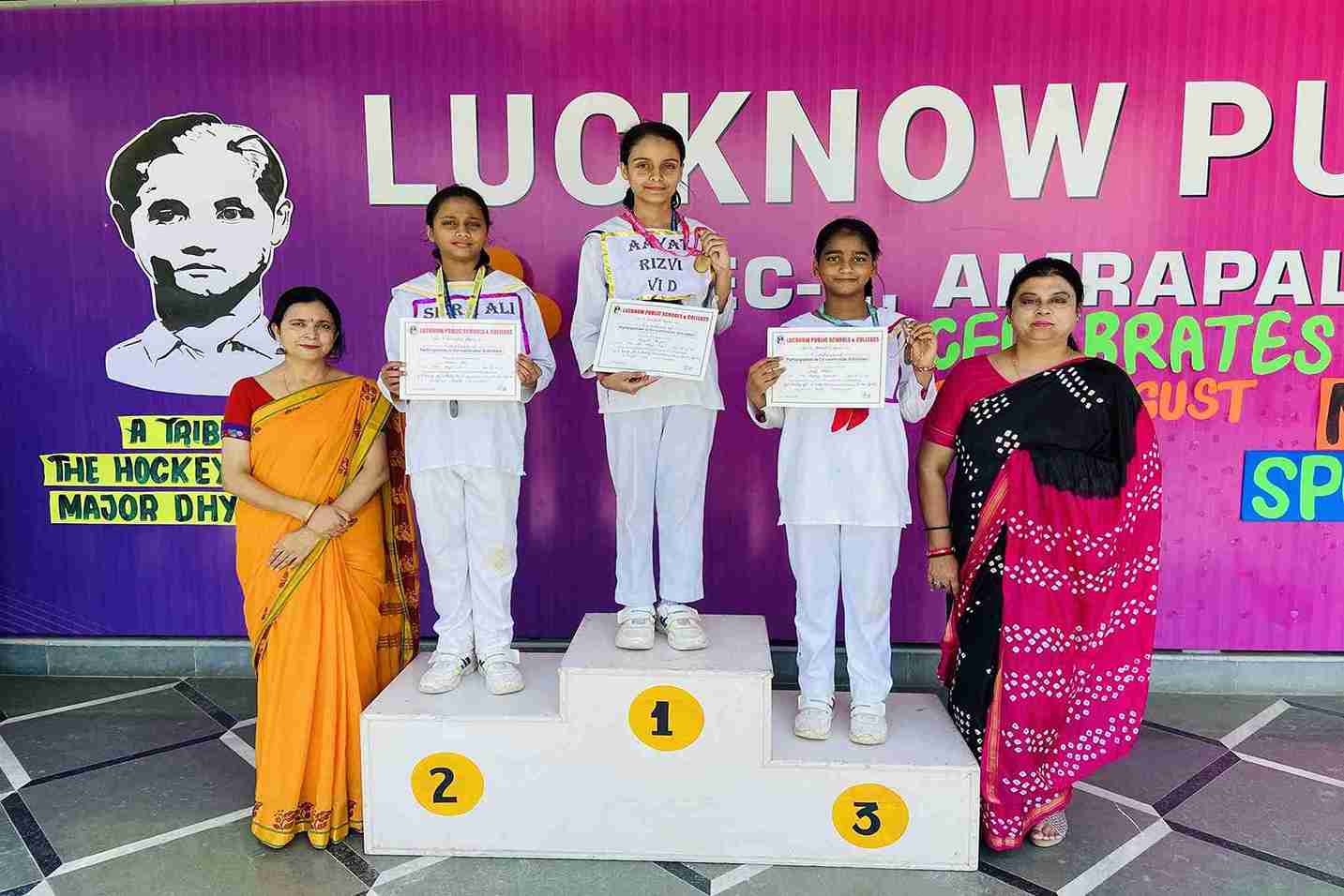 Lucknow Public College 29