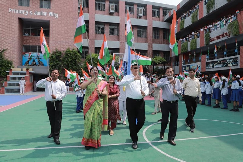 Lucknow Public College 17