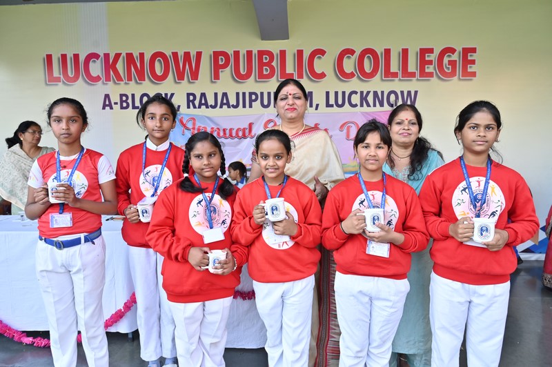 Lucknow Public College 19