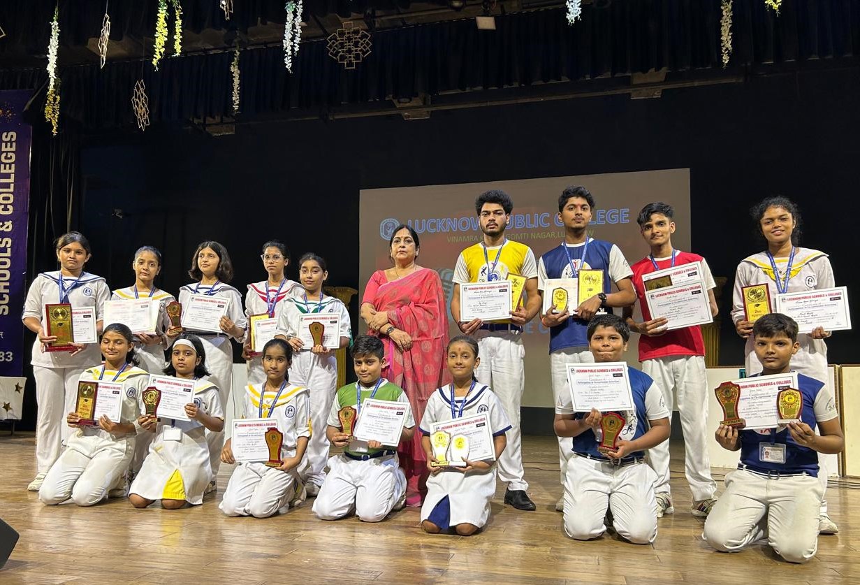 Lucknow Public College 13