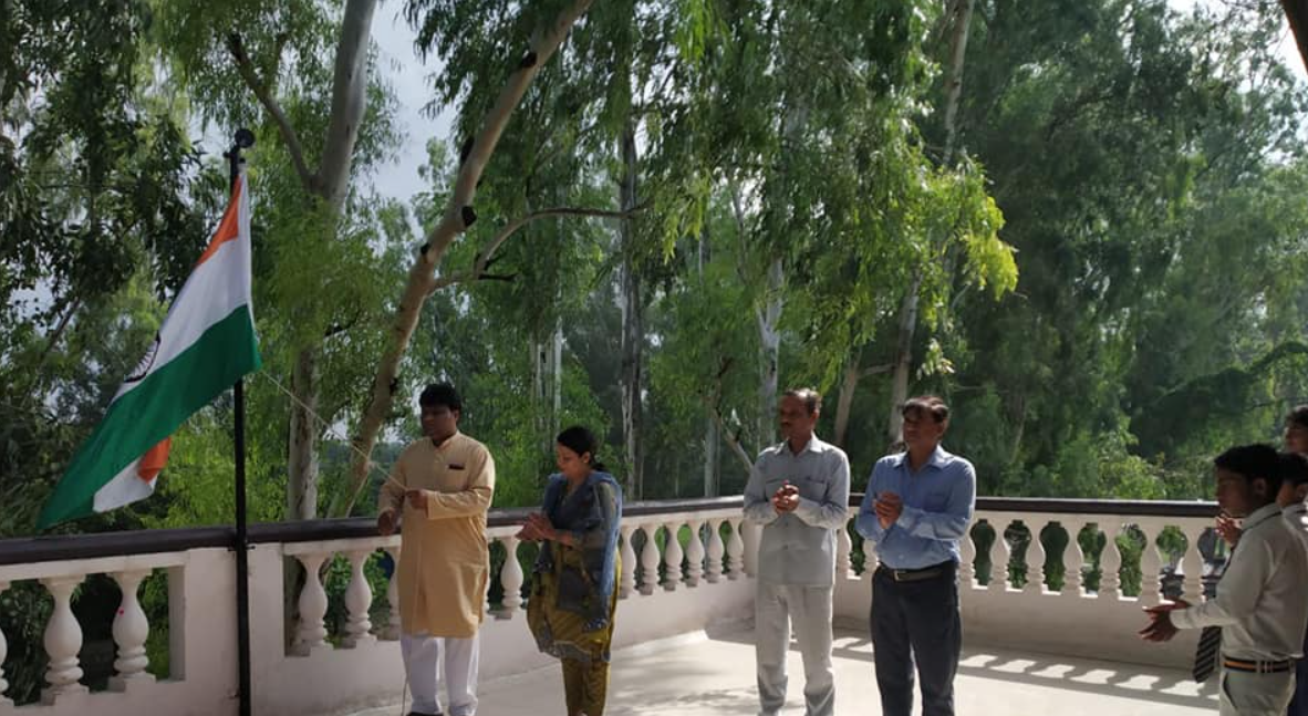 Lucknow Public Inter College
 3