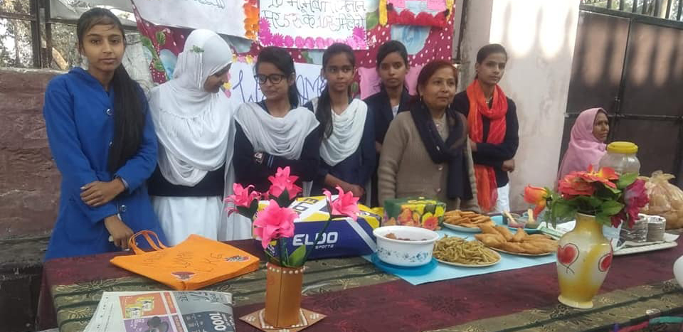 Lucknow Public Inter College
 4