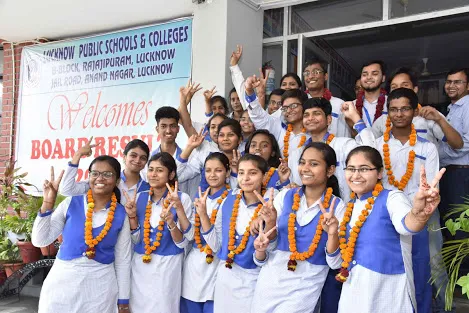 Lucknow Public School 8