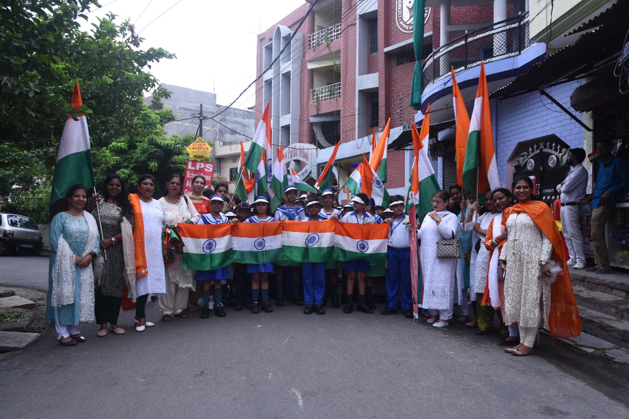 Lucknow Public School 9