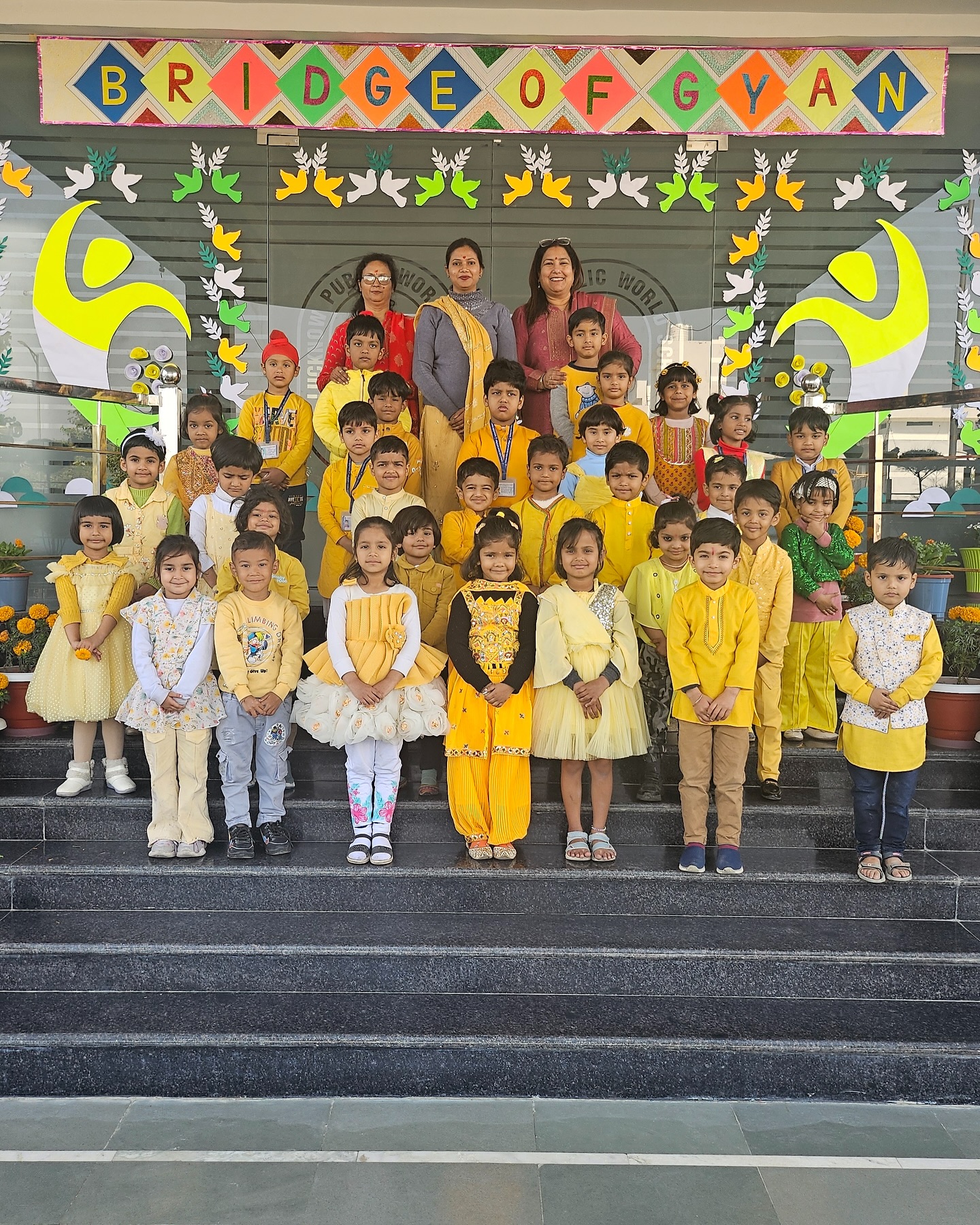Lucknow Public World School 9
