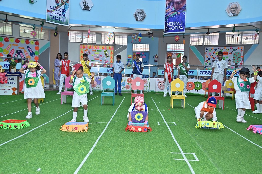 Lucknow Public World School 15