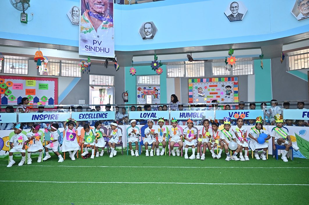 Lucknow Public World School 16