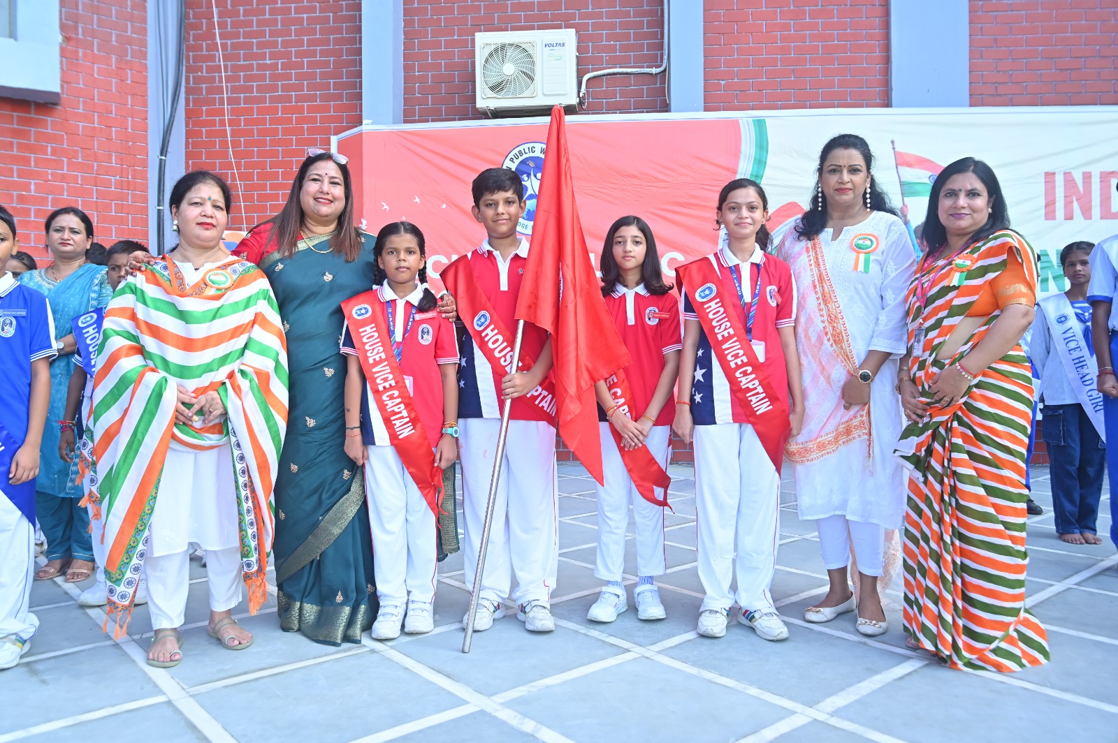 Lucknow Public World School 24