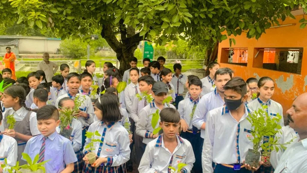 Mahanagar Public Inter College 13