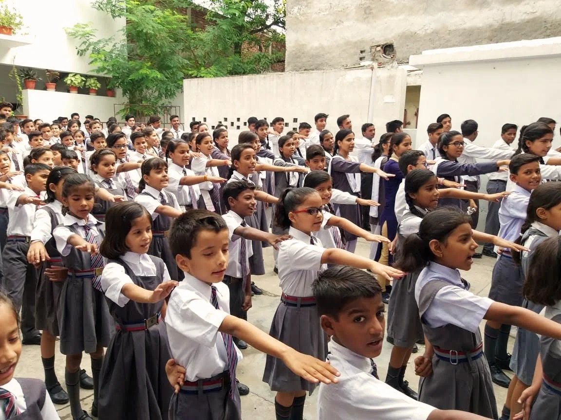 Mahanagar Public Inter College 16