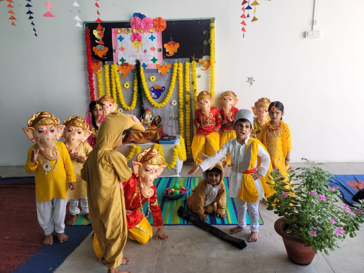 Mahatma Gandhi Montessori Inter College
 19