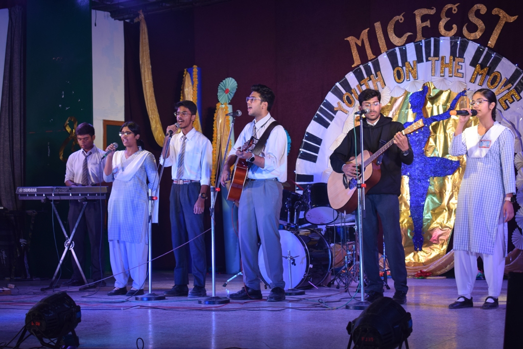 Montfort Inter College 7