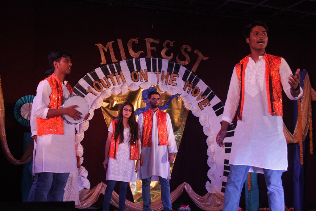 Montfort Inter College 6