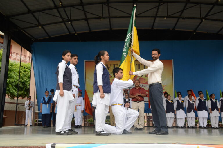 Montfort Inter College 12