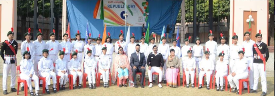 Montfort Inter College 19