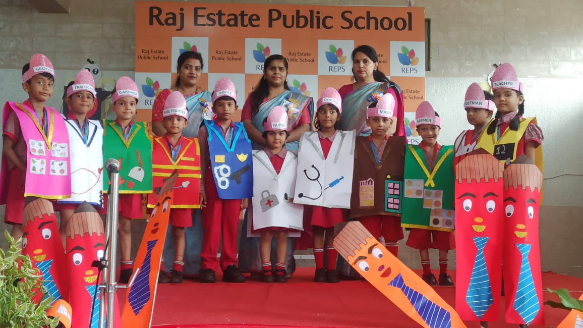 Raj Estate Public School 19