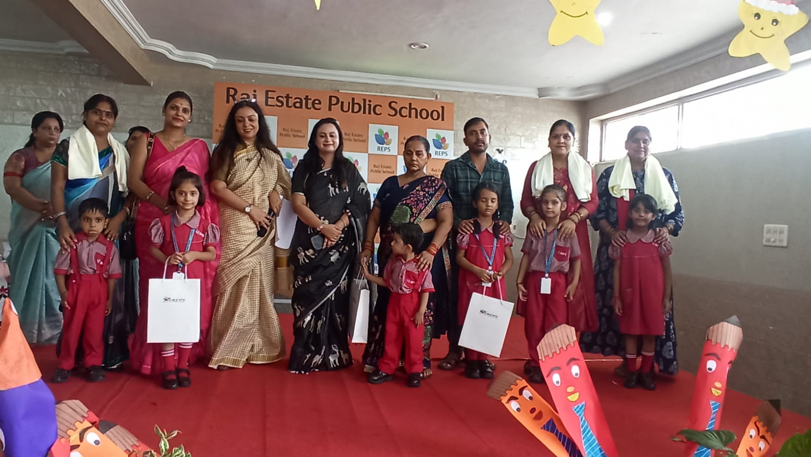 Raj Estate Public School 18