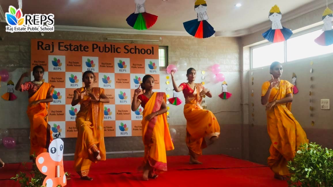 Raj Estate Public School 24