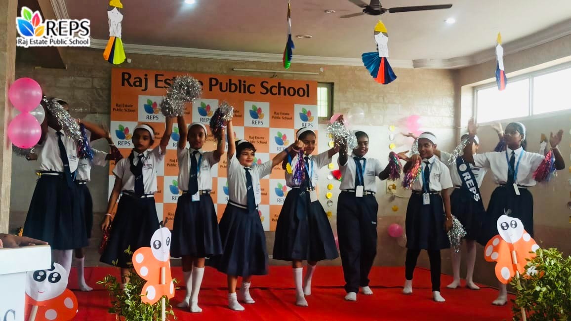Raj Estate Public School 22