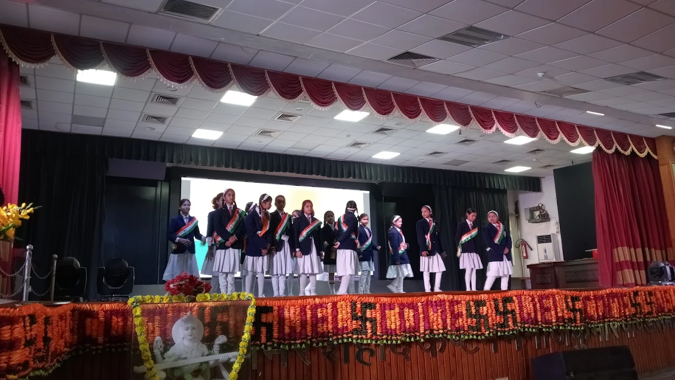 Rani Laxmi Bai Memorial School 5