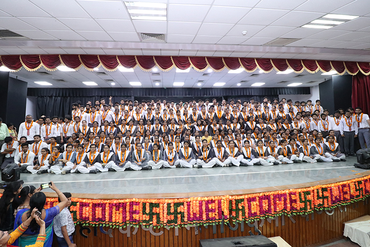 Rani Laxmi Bai Memorial Senior Secondary School 4