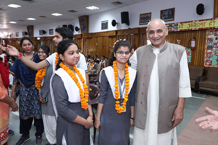 Rani Laxmi Bai Memorial Senior Secondary School 3