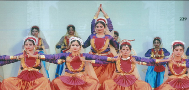 Rani Laxmi Bai Memorial Senior Secondary School 7