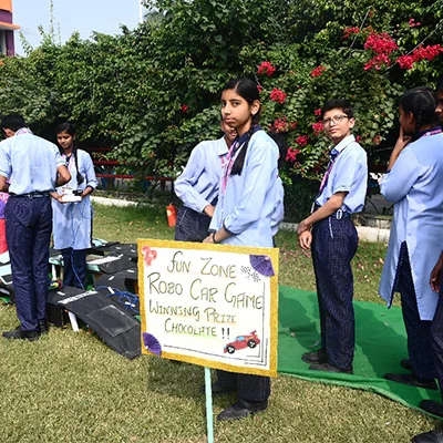 RK Senior Secondary School 10