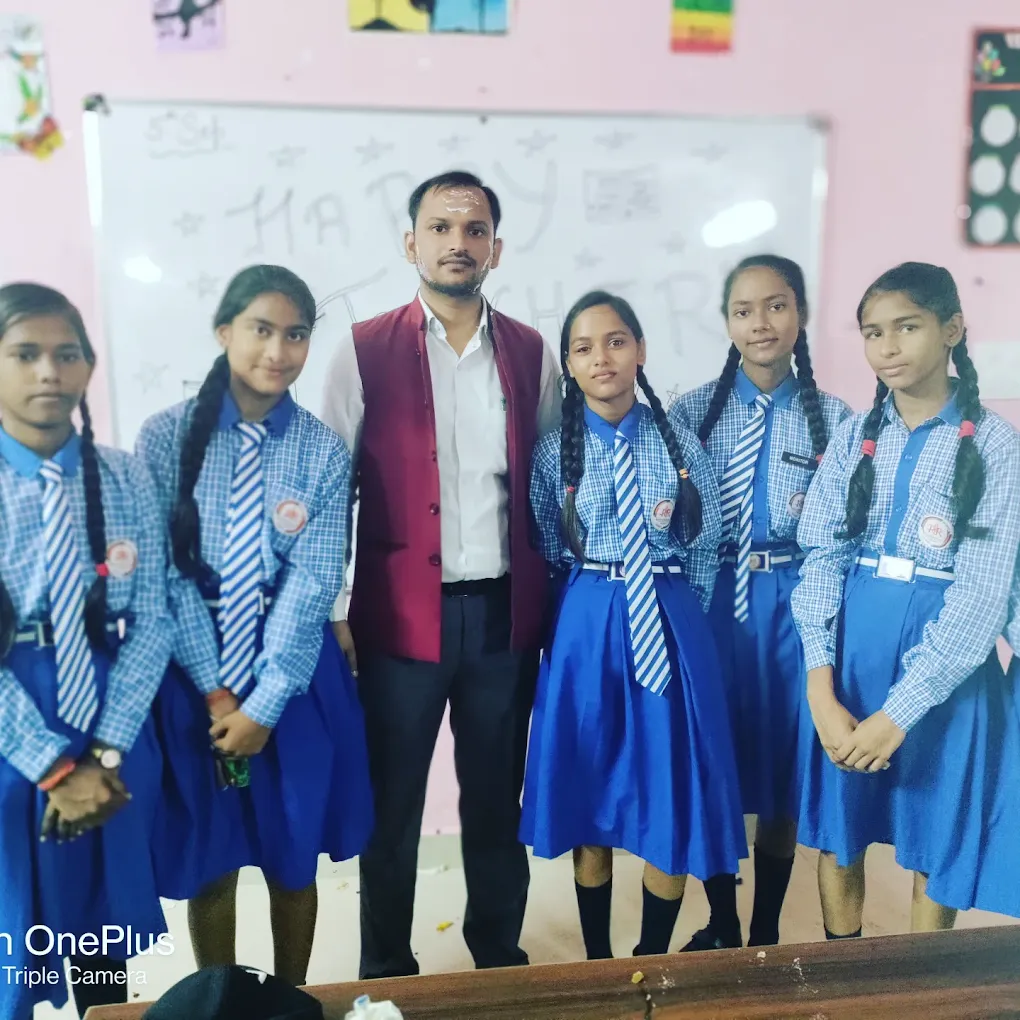 RR International School 9