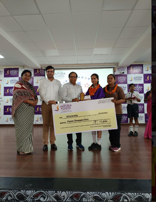 Seth M. R. Jaipuria School 10