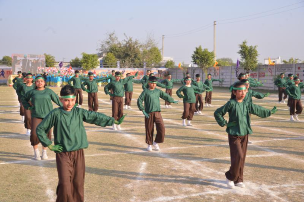 Seth M. R. Jaipuria School 30