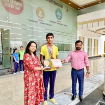 Seth M.R. Jaipuria School 6