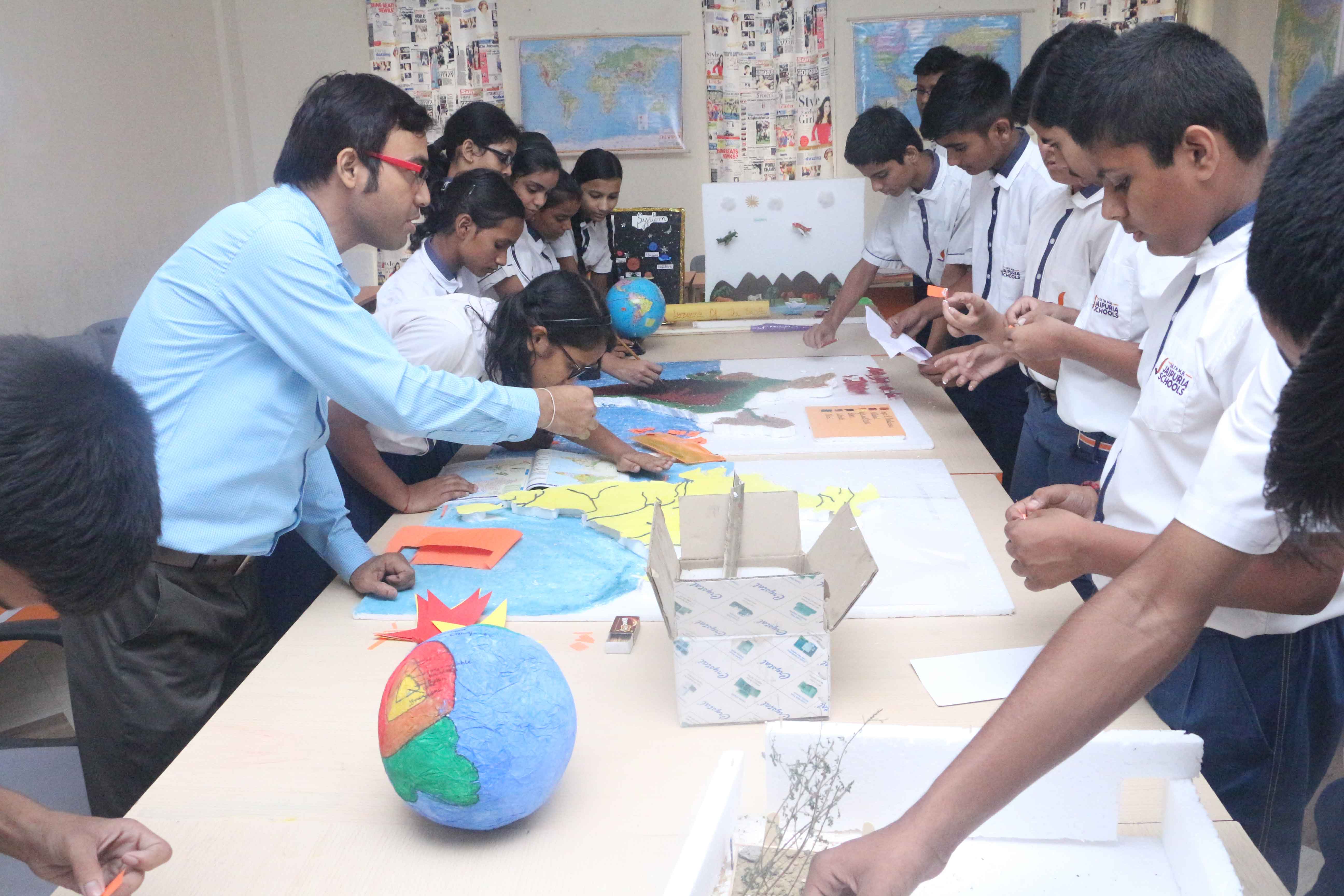 Seth M.R. Jaipuria School 3