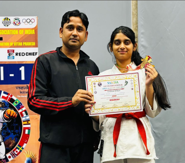 Seth M.R. Jaipuria School 6