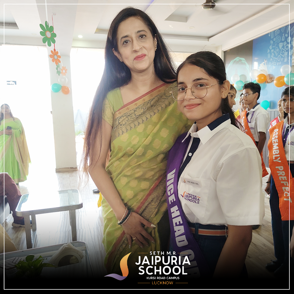Seth M.R. Jaipuria School 7