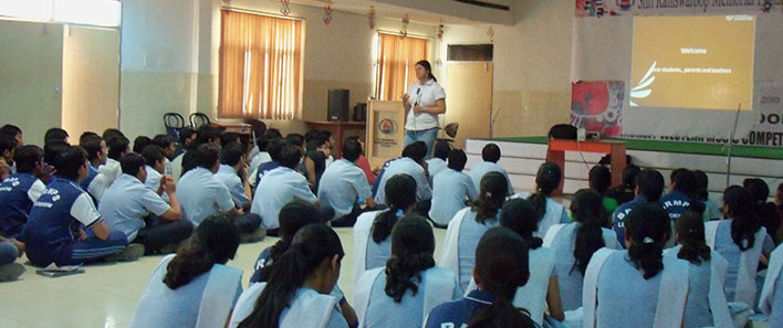 Shri Ramswaroop Memorial Public School 4