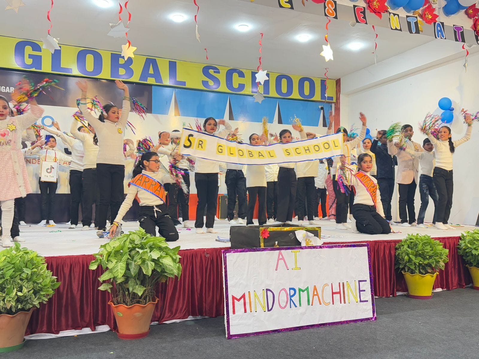 SR Global School 28