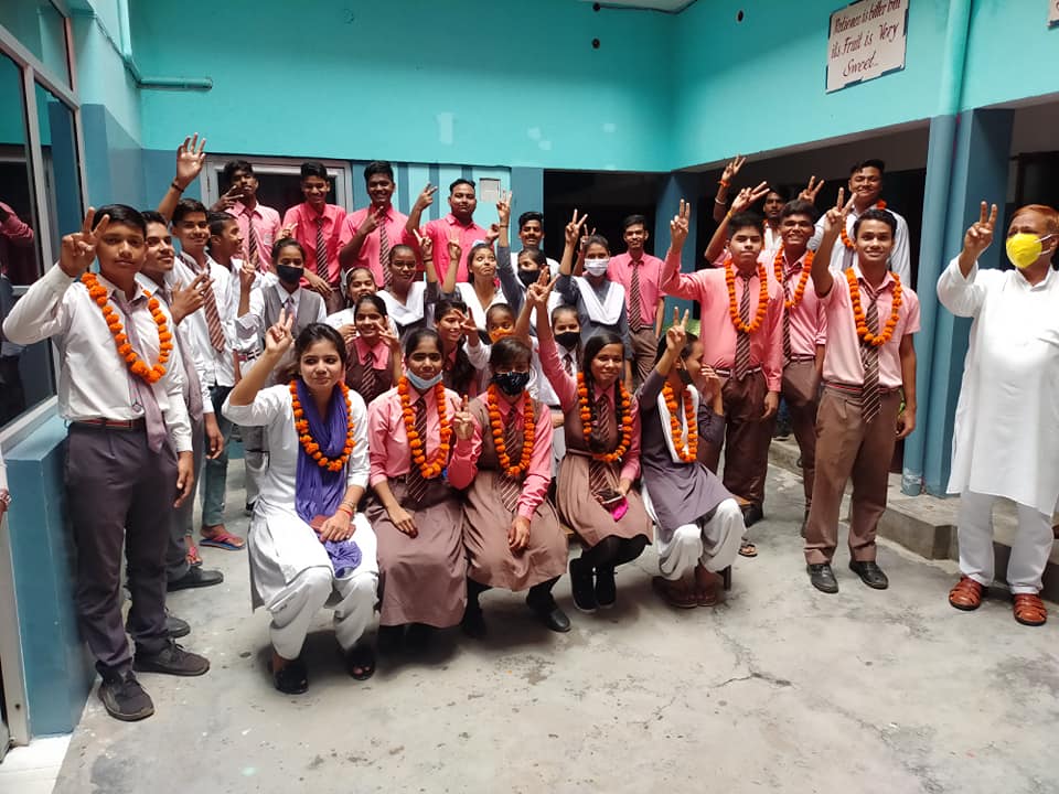 SR Memorial Inter College 8