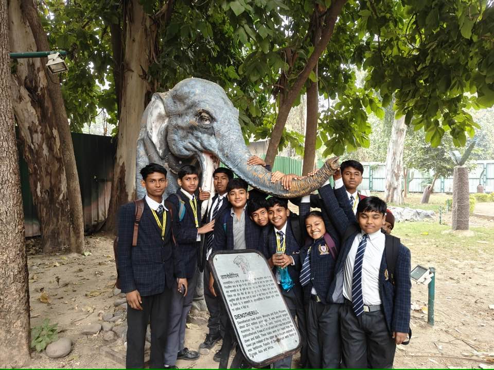 Utkarsh Srivastava Public School 28