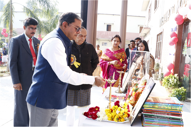 Vivekanand Modern Academy 11