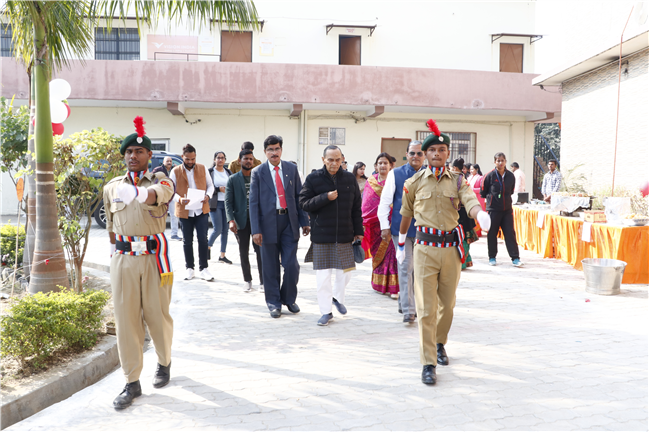 Vivekanand Modern Academy 12