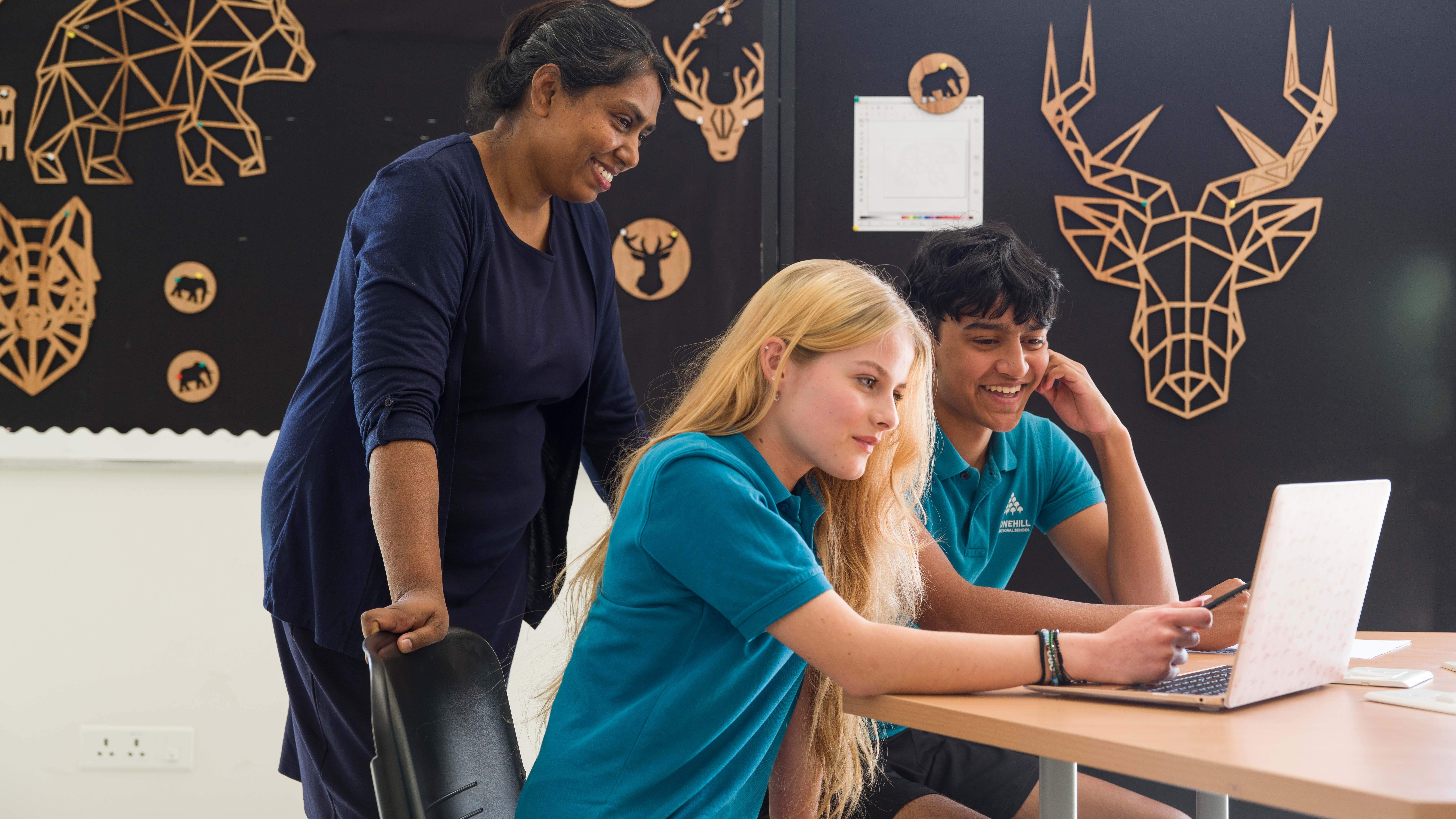 Stonehill International School 6