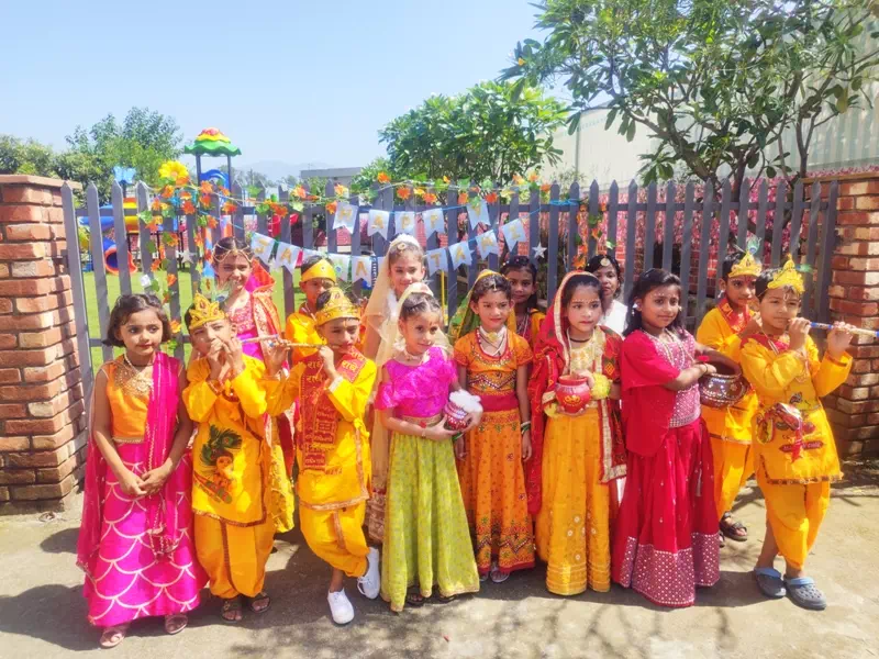Gyan Einstein International School 10