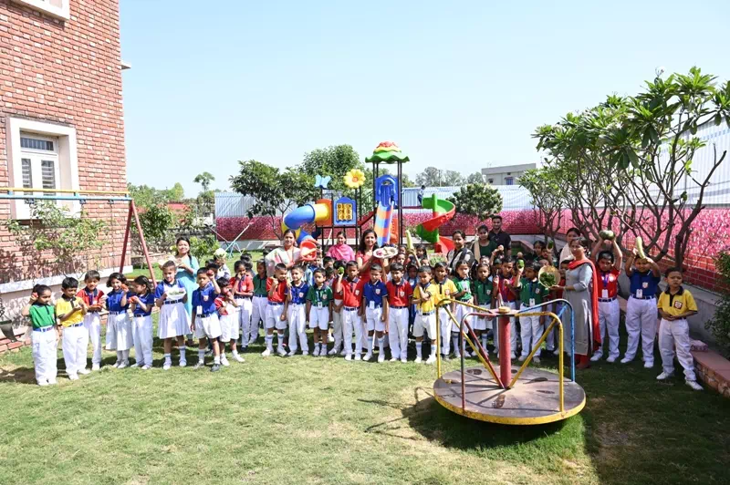 Gyan Einstein International School 21