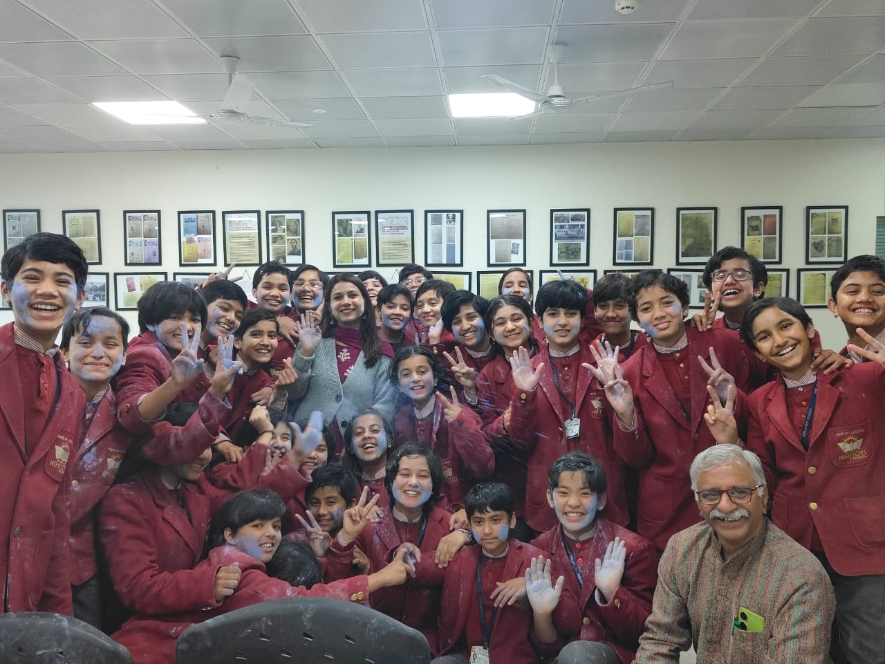 Him Jyoti School 16