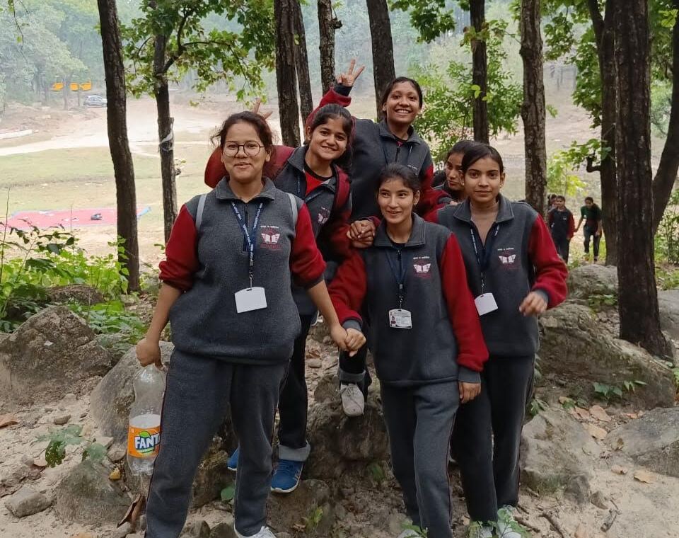 Him Jyoti School 18